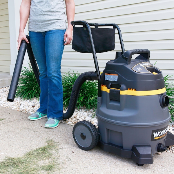 Workshop Wet/Dry Vacs 14 Gal. 6.0 Peak HP Heavy-Duty Wet/Dry Vacuum with Cart, Accessories - WS1400CA
