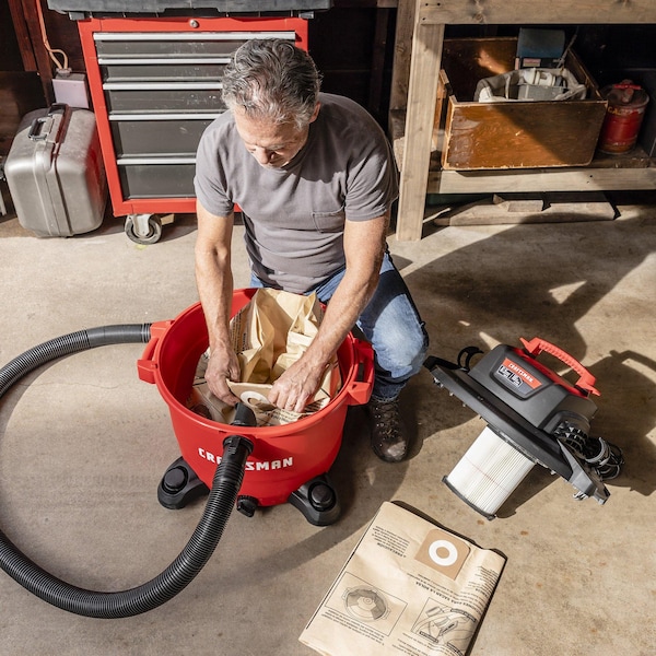 Craftsman 16 Gallon 6.5 Peak HP Heavy-Duty Wet/Dry Vacuum with 4 Dust Bags, Attachments - CMXEVBE18595