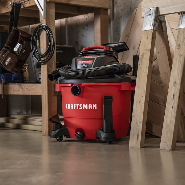 Craftsman 16 Gallon 6.5 Peak HP Heavy-Duty Wet/Dry Vacuum with Diffuser and Attachments - CMXEVBE18695