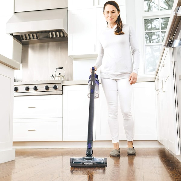 Shark Shark Rocket Bagless Cordless Foam Sleeve Filter Stick Vacuum - IX141