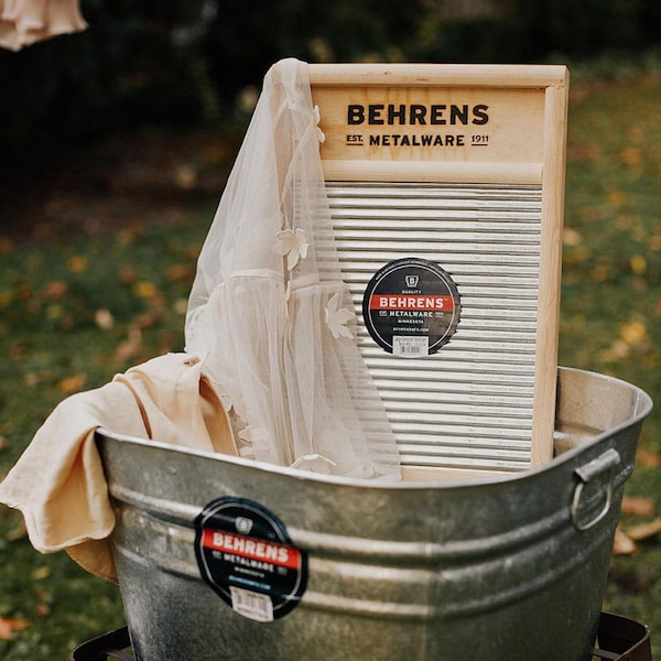 Behrens Behrens 7.25 in. W X 14.5 in. L Galvanized Steel Scrub Surface Washboard - BWBG7