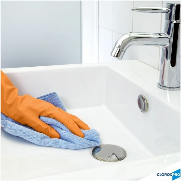 Clorox Clorox Disinfectant Cleaner with Bleach Refill, 1 gal. Jug, Unscented, 4 PK - 35420