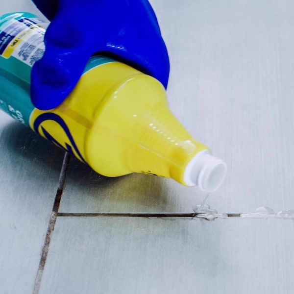 Zep Zep Sassafras Scent Grout Cleaner and Whitener 32 oz Liquid - ZU104632