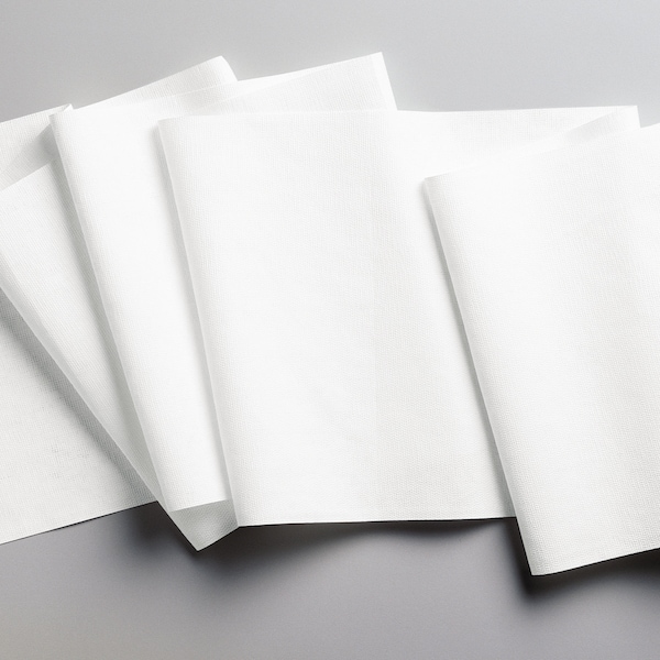 Kimberly-Clark Professional WypAll General Clean L30 Heavy Cleaning Towels (05820), Strong & Soft Wipes, Center-Pull Rolls, White - 05820