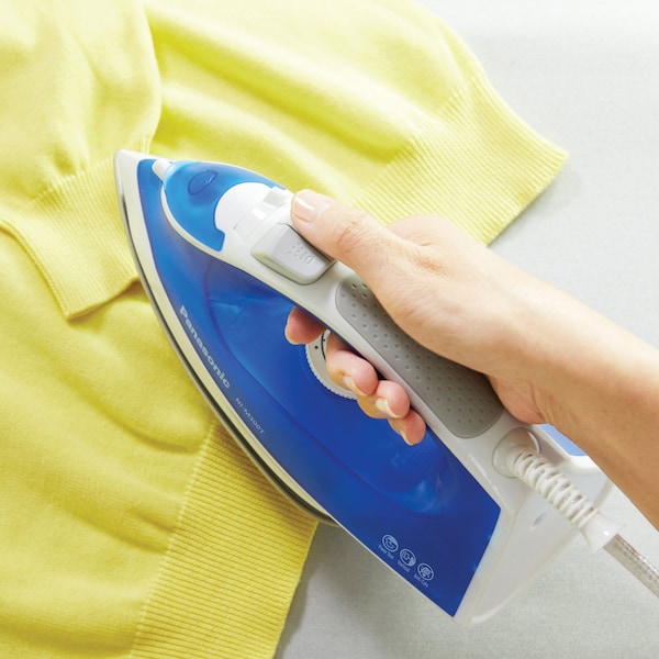 Panasonic 1,500-Watt Steam-Circulating Iron with Curved Nonstick Titanium-Coated Soleplate - NI-M300TA