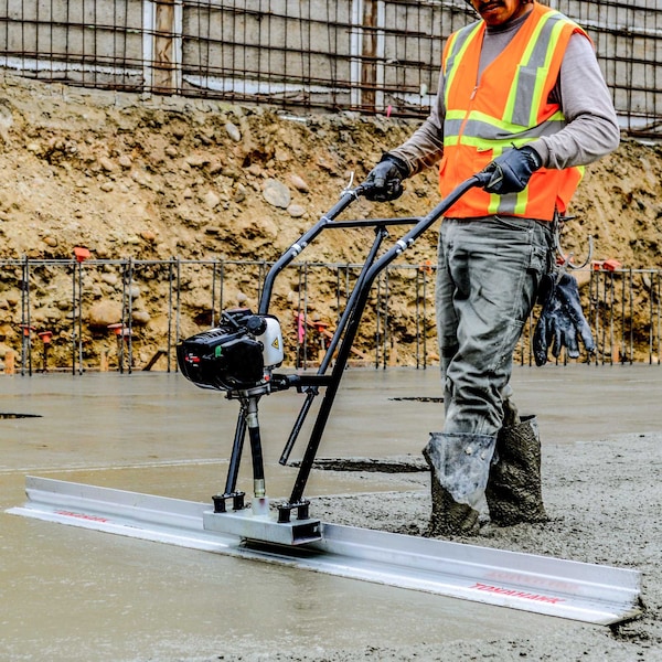 Tomahawk Power 37.7cc Gas Concrete Power Screed with 14ft and 8ft Aluminum Boards - TVSA-T + TSB8-E + TSB14-E