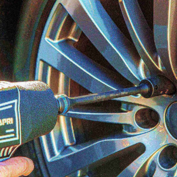Capri Tools 1/2 in. Drive 100 ft. lbs. Torque Limiting Extension Bar - CP30083-BAR100