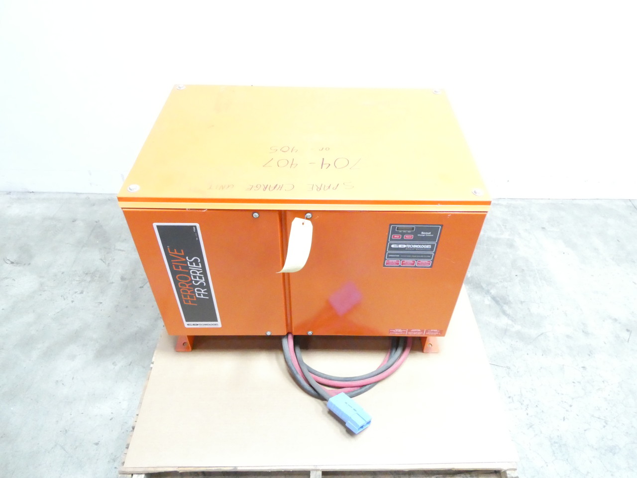 C&D TECHNOLOGIES FR24L750 FERRO FIVE FORKLIFT BATTERY CHARGER 3PH 575V-AC 135A AMP 48V-DC AC TO DC POWER SUPPLY