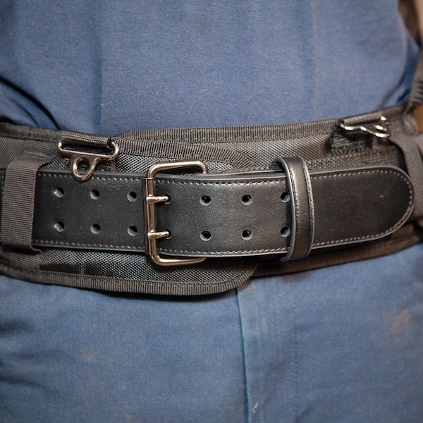 Klein Tools Belt, Tradesman Proâ„¢ Modular Tool Belt - L, Black, Ballistic Polyester and Leather - 55919