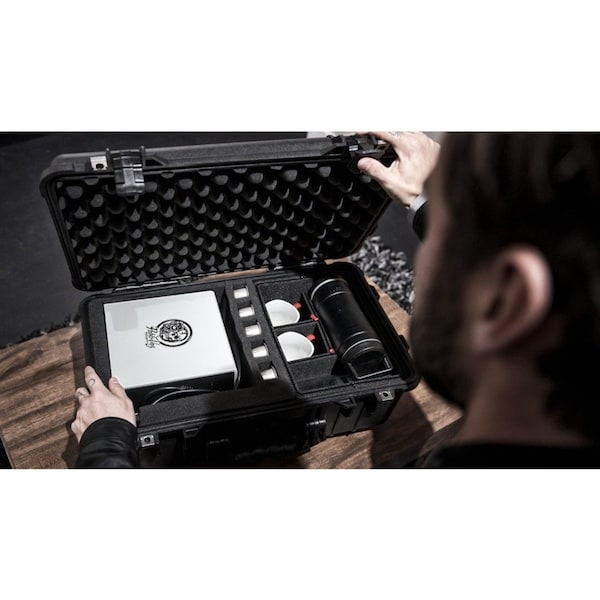 Pelican Black Protective Case, 22"L x 14"W x 9"D - 015100-0050-110