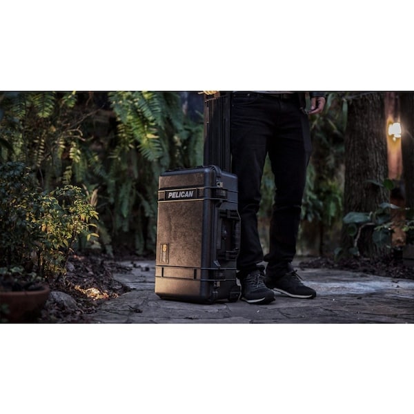 Pelican Black Protective Case, 22"L x 14"W x 9"D - 015100-0050-110