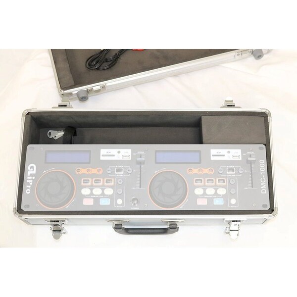 Gli Pro Universal padded aluminum travel case designed for the DMC1000 controller but ideal for many other - DMC1000CASE