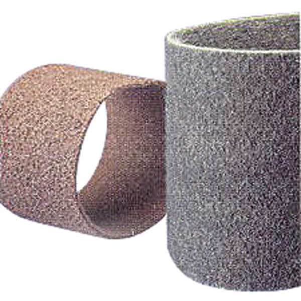 Norton Abrasives Sanding Belt, 6 pulgadas de ancho, 48 pulgadas de largo, No tejido, Óxido de aluminio, 320 grano, Muy Fino, Preparación Rápida, Azul - 66261055332