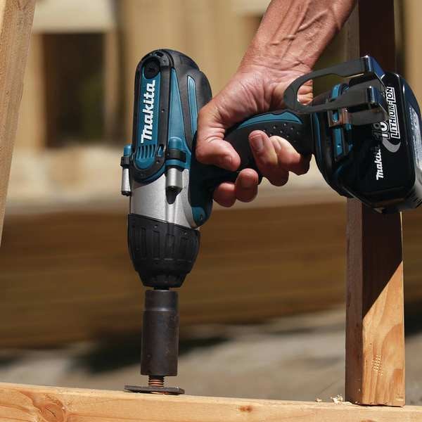 Makita Impact Wrench Kit, Cordless, 18VDC, 10 1/2 - XWT04S1